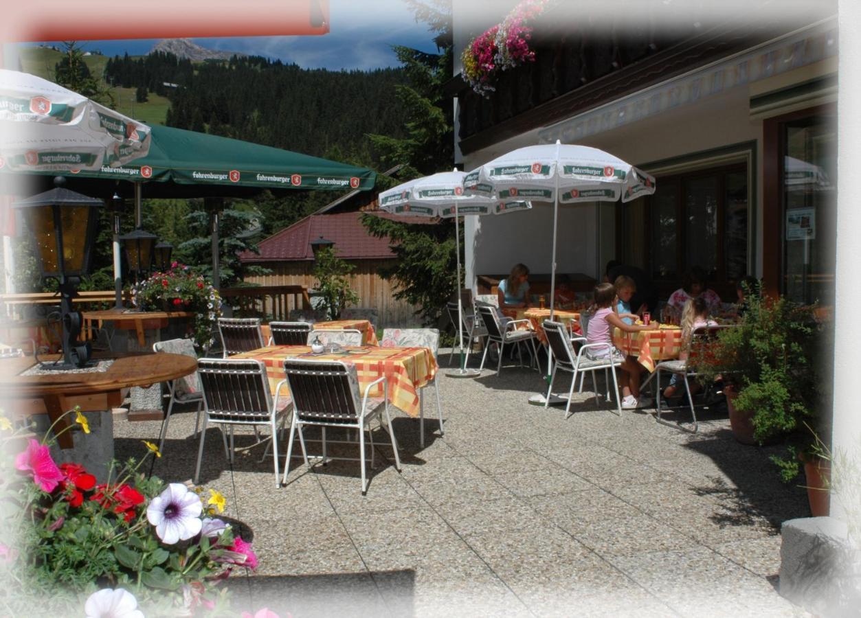 Pension Cafe Fritz 레흐암 아르베르크 외부 사진